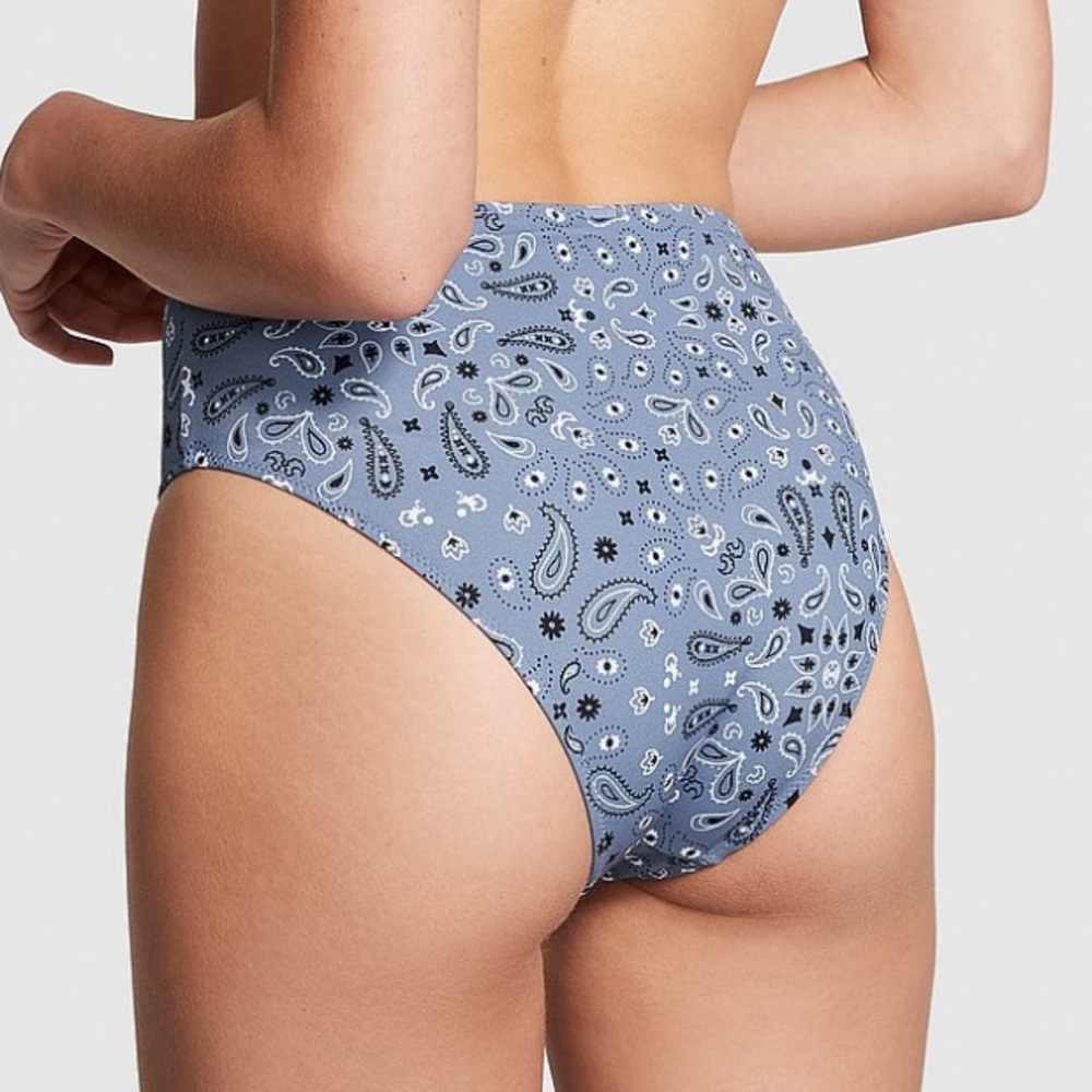 V S PINK
High-Waist Cheeky Bikini Bottom - Picture 2 of 3